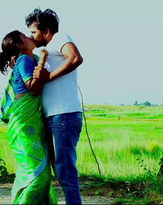 Village Aunty Hot Forced Lipkiss