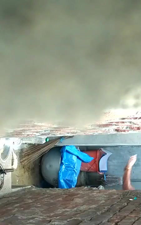 Village Bhabhi Ass And Pussy Capture