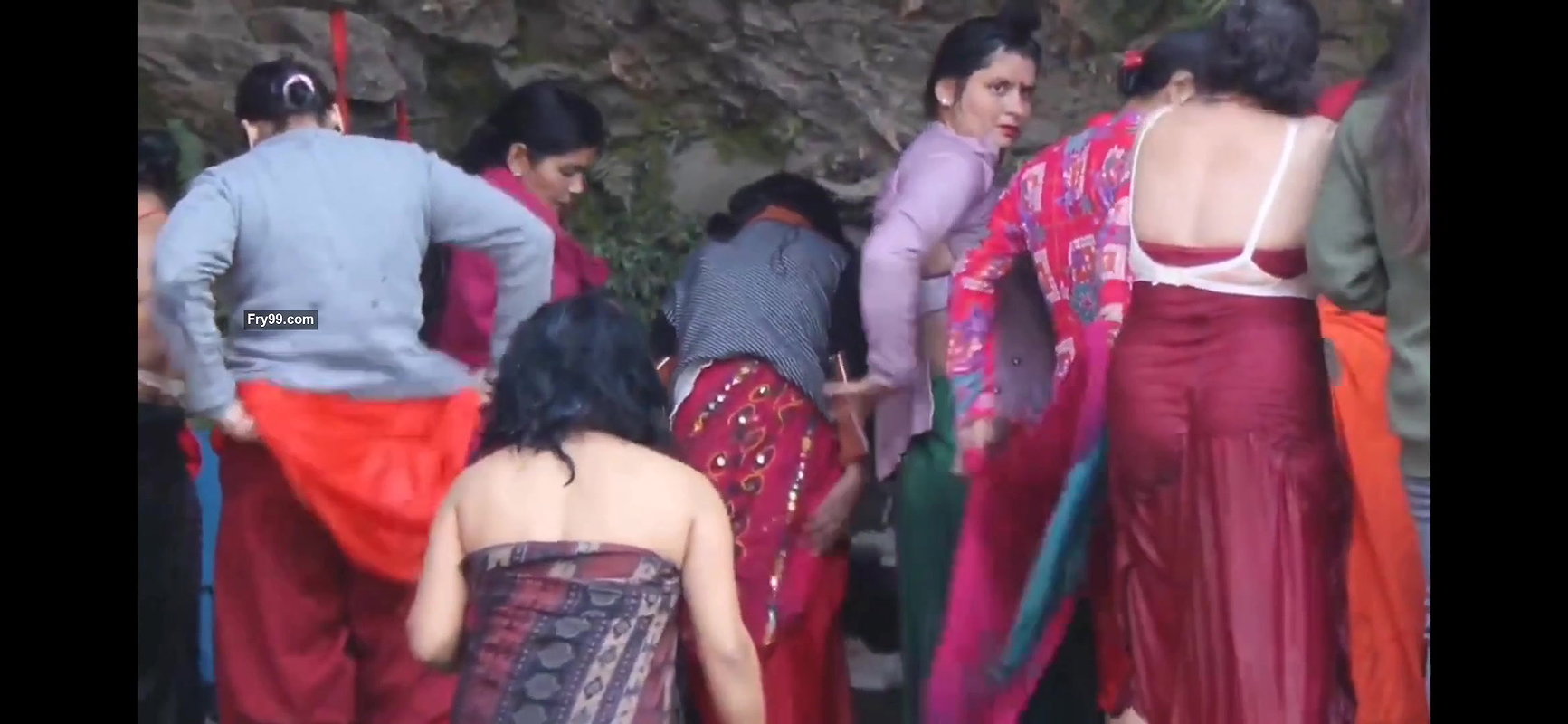 Women bra bare back ass cleavage visible