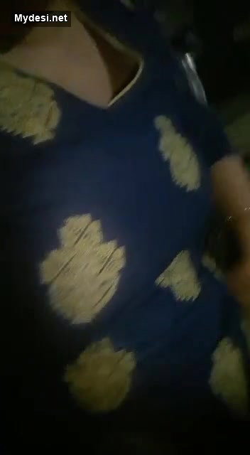 Sexy aunty showing at kitchen