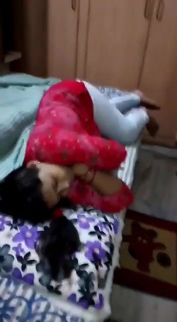 Beautiful Sleeping Bhabhi Captured by Devar