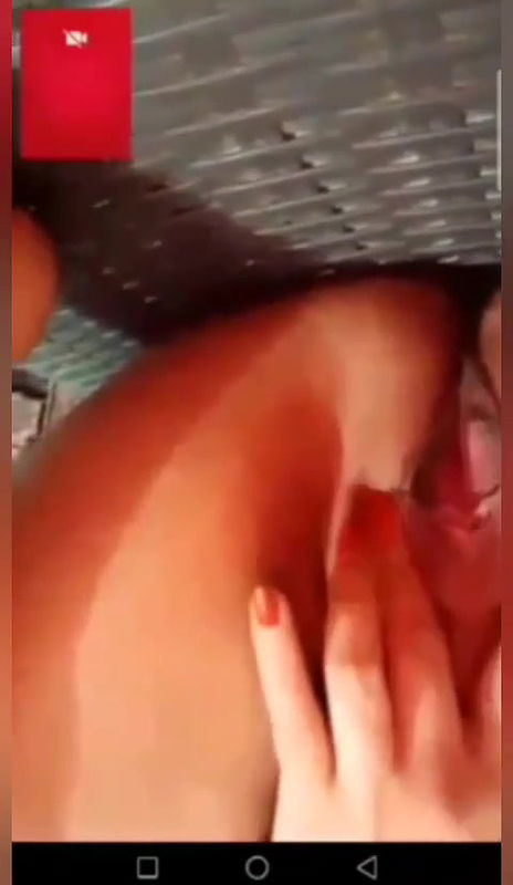 Paki Girl Showing On VideoCall