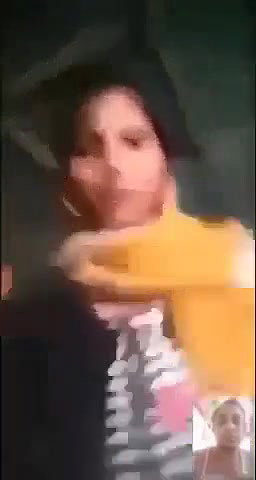 Village bhabhi showing