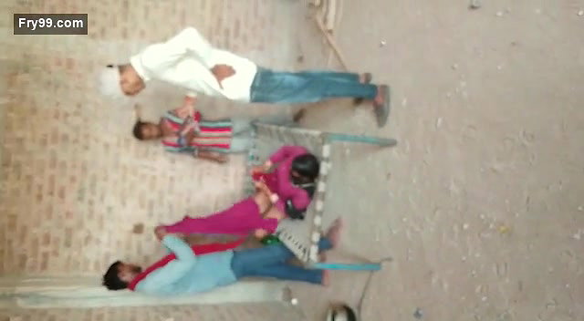 Dewar Bhabhi Caught By VIllage People while Fucking