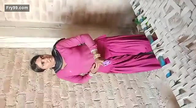 Dewar Bhabhi Caught By VIllage People while Fucking