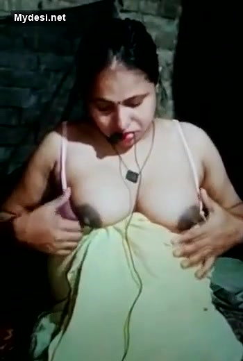 Desi village aunty on cam