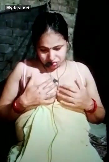 Desi village aunty on cam