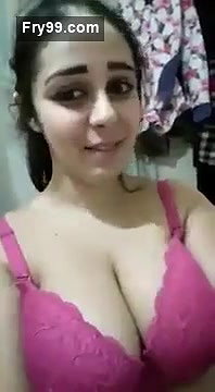 Desi aunty Sexy look