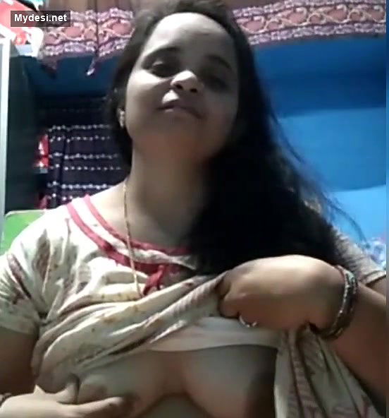 Desi village bhabi sexy boobs