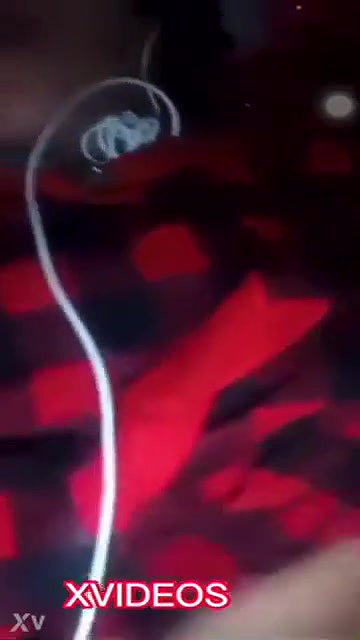 Bengali Girl Shows Her Boobs