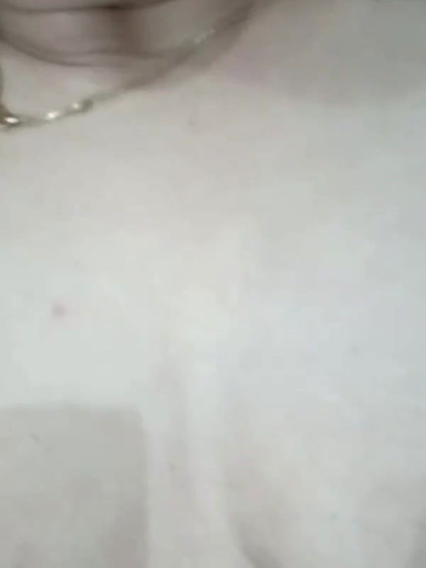 Horny Desi Babe Fingering Her Wet Pussy