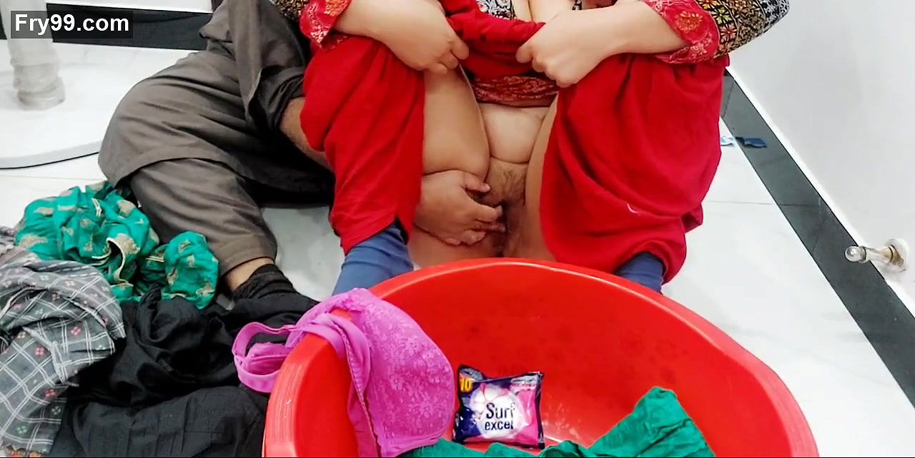 Helping My Stepsister In Washing Clothes In Exchange Of Anal Sex With Hindi Audio