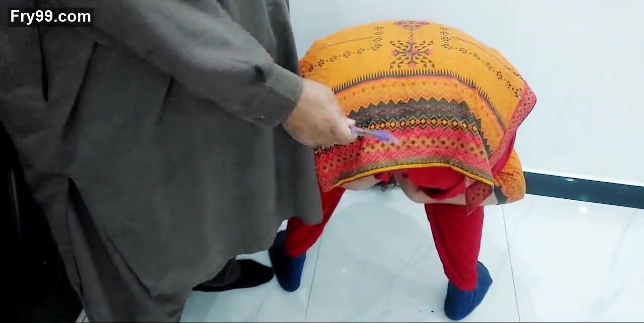 Pakistani College Girl Anal Sex With Tution Teacher For Passing Marks In Routine Test