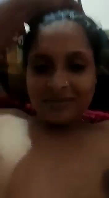 Beautiful Bhabi Fucking With Moaning