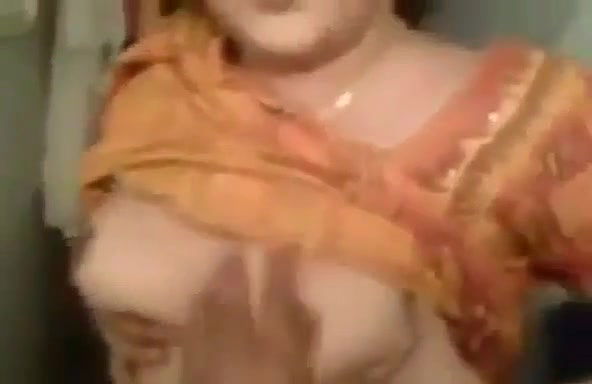 Cheater beautiful bhabhi having with devar