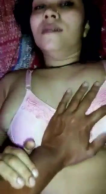 Bhabhi shaved pussy fucking