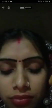 Very Beautiful Village Bhabhi Viral Video