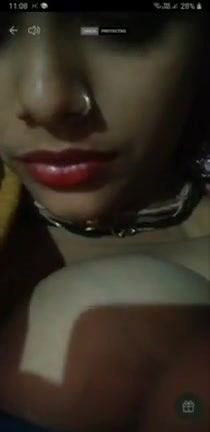 Very Beautiful Village Bhabhi Viral Video