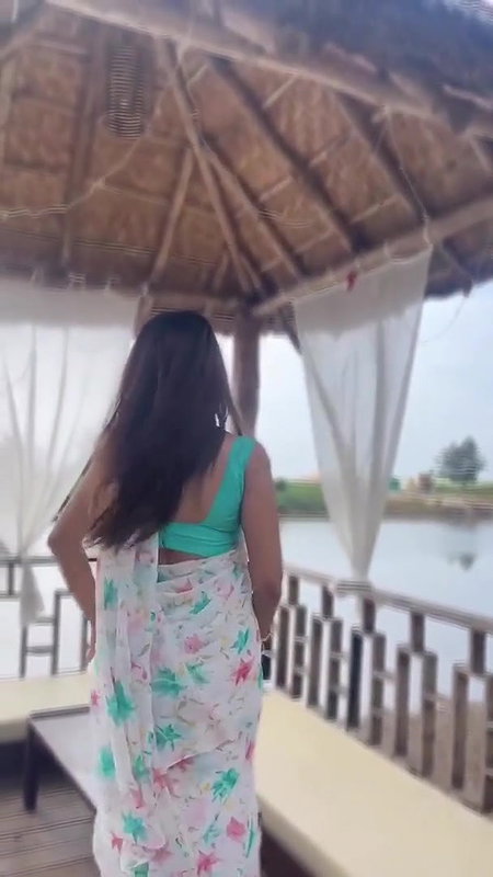 Elakshi Gupta Sexy Moves in Saree