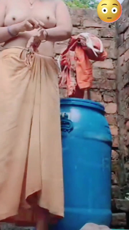 Desi Village girl taking a bath openly at her friend house and fingering her pussy. Viral xxx video