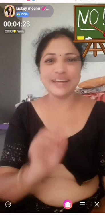 Lucky Meenu south Indian Bhabhi