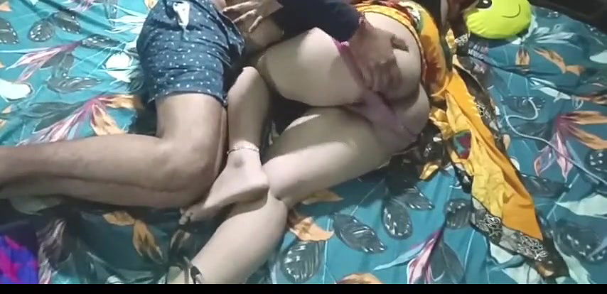 Desi Bhabhi dimpi softcore sex with her friend