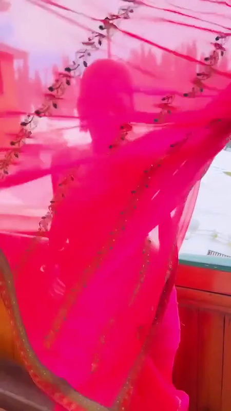 Kate Sharma Sizzling Sexy In Saree Backless