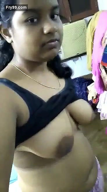 Sexy Desi Girl Showing Her Big Boobs and Pussy