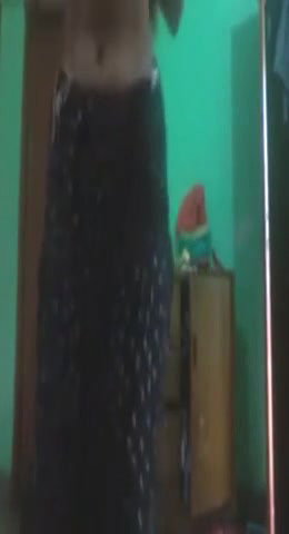 Extremely Sexy Insta Babe Leaked Video