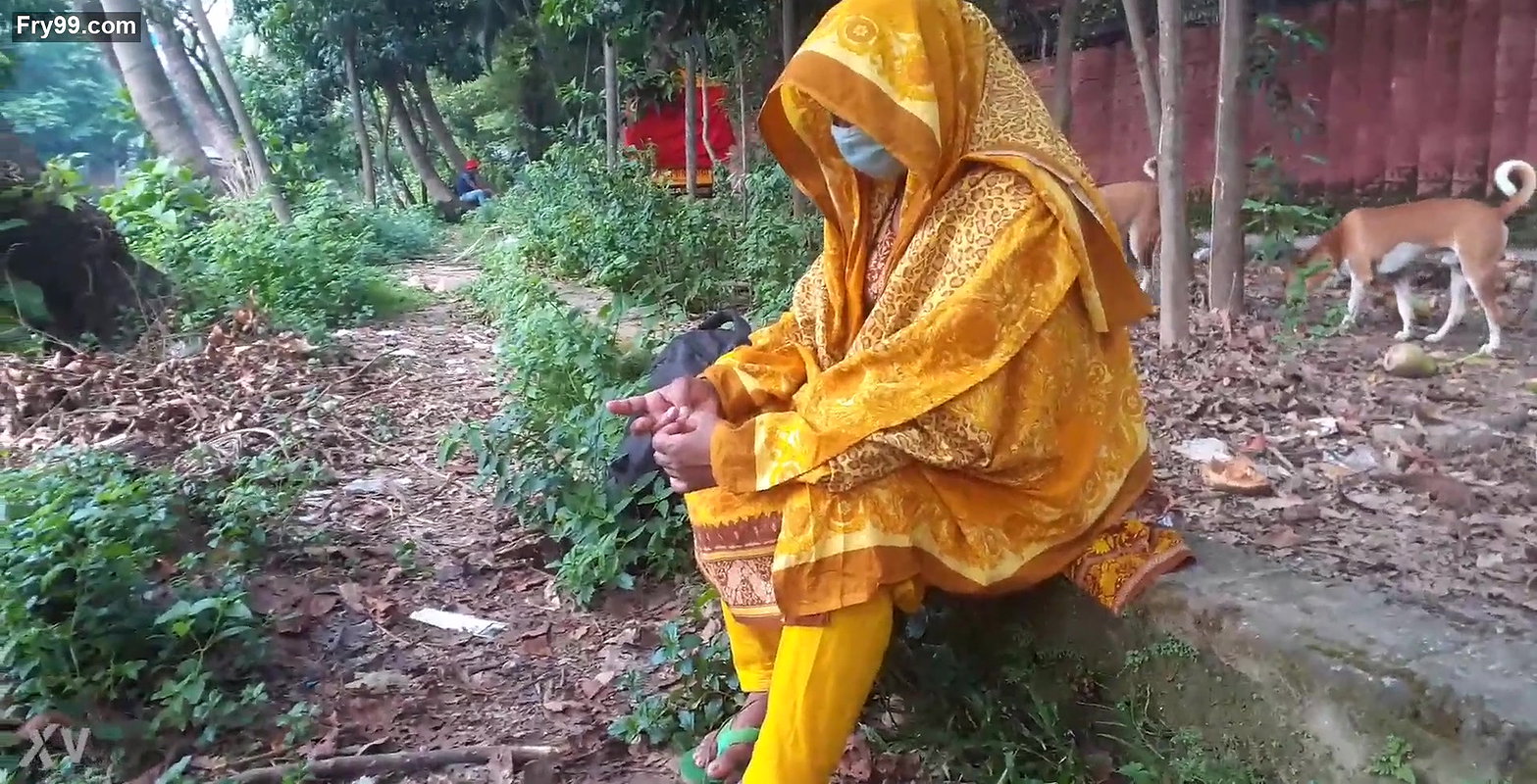 bengali sexy bhabi fun outdoor
