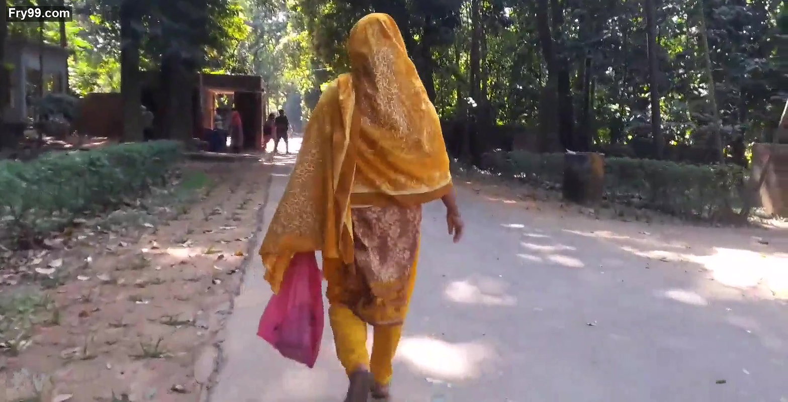 bengali sexy bhabi fun outdoor