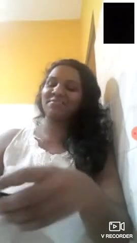 Lankan Aunty on video call