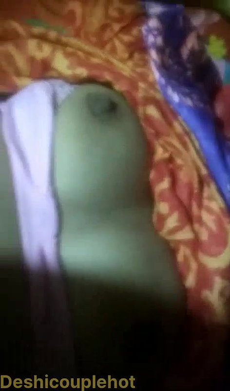Bhabhi fucking hard at night
