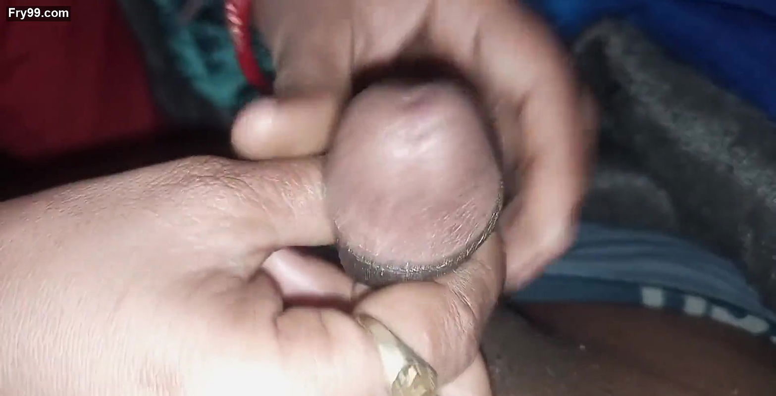 Bhabhi ne devar ke land me tel laga ke malis kiya indain bhabhi sexy video