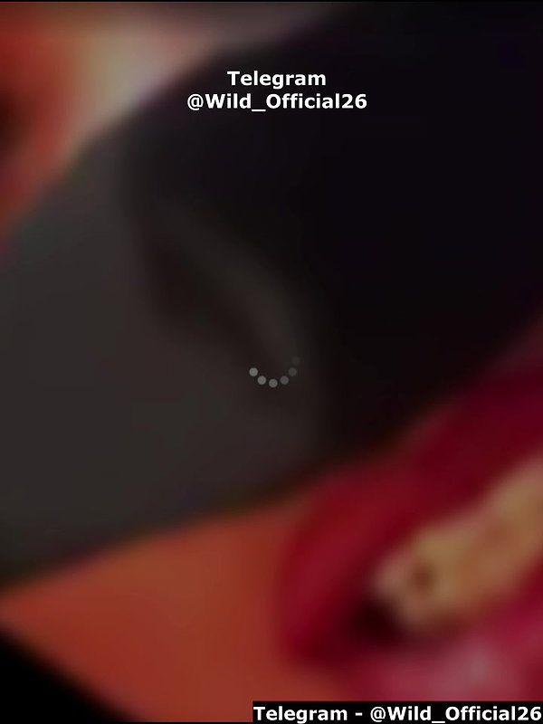 V-Hot-Swetie Ticket show hardcore dildo pussy fucking bottle pussy fucking