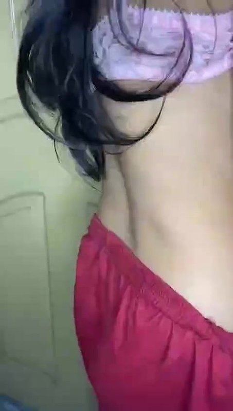 Paki lady showing big boobs