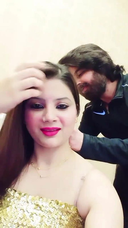 Famous Pakistani TV Star Latest Viral Stuff Ft. Full NUD€ F©k!ng with her Makeup Artist