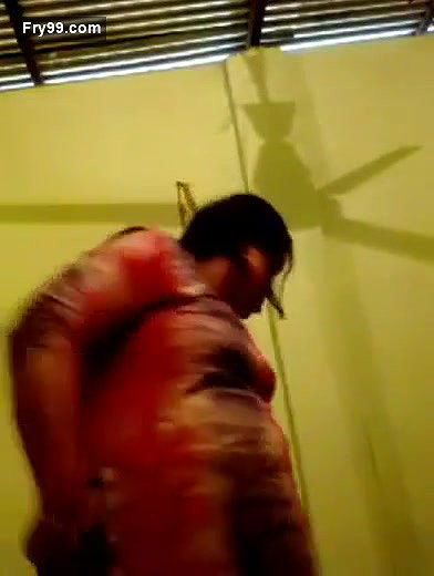 Desi village bhabi show her big boobs and ass