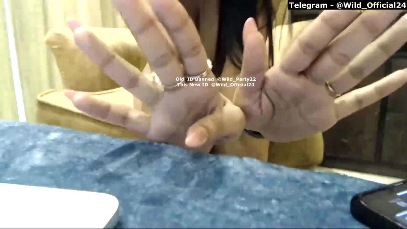 Chhuimui (2) Private show