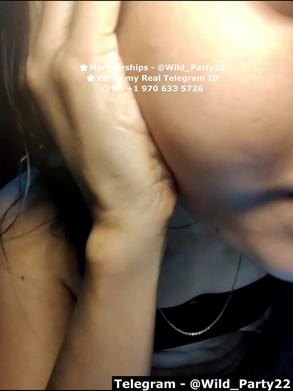 Bong_crush5 private show pee show