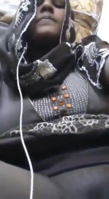 Aunty Show Pussy on Video Call tto Lover
