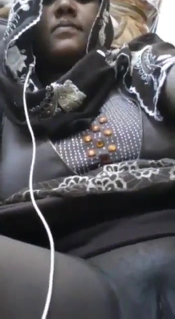 Aunty Show Pussy on Video Call tto Lover
