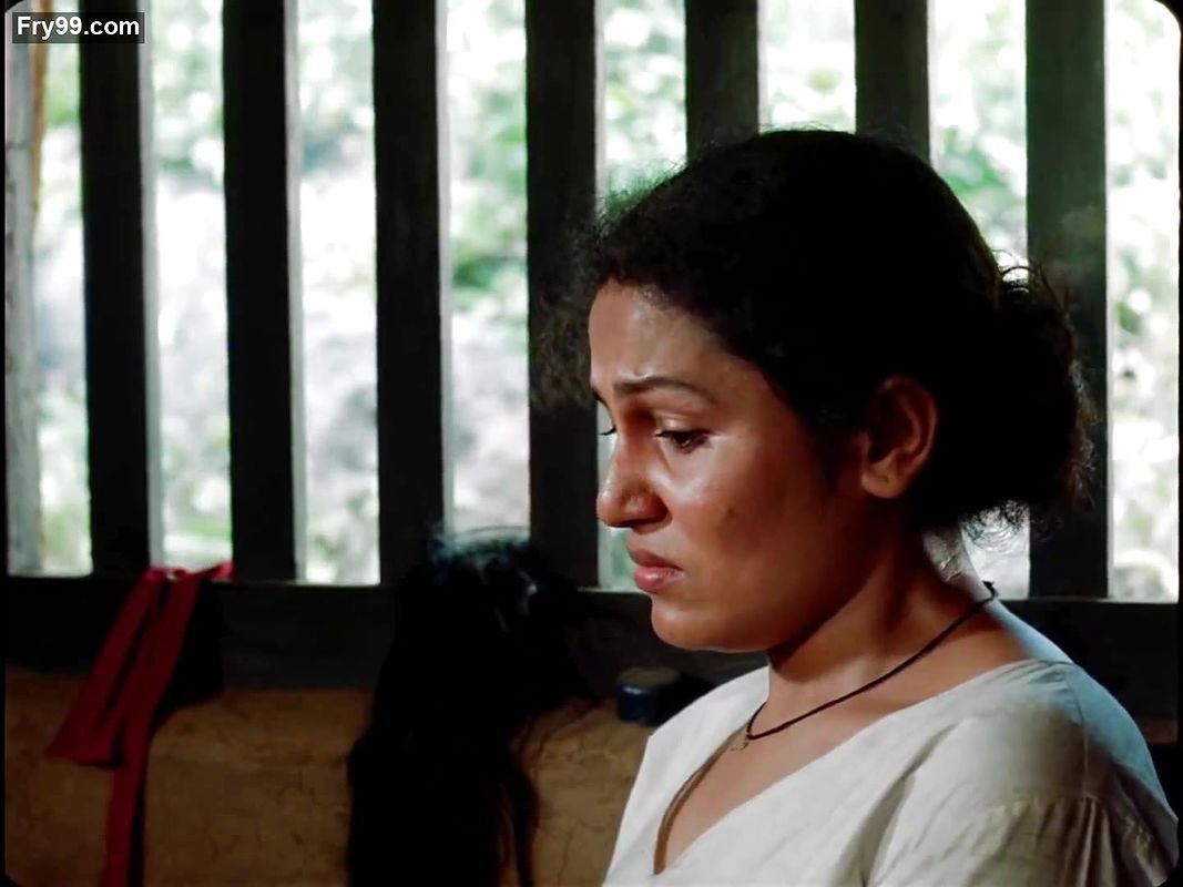 Hot Sabitha Anand Vidheyan