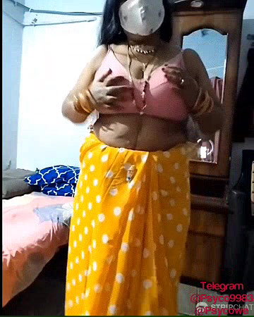 Rani_Darling_99 Ticket show spreading pussy hole