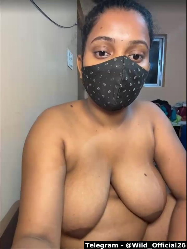 Pumpumrani Private show spreading both holes ass hole pussy hole