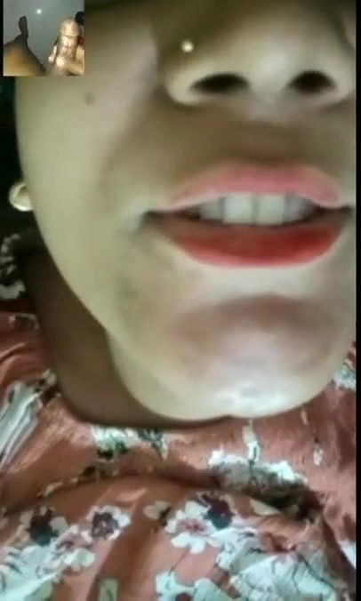 Horny Punjabi Bhabhi Showing Pussy