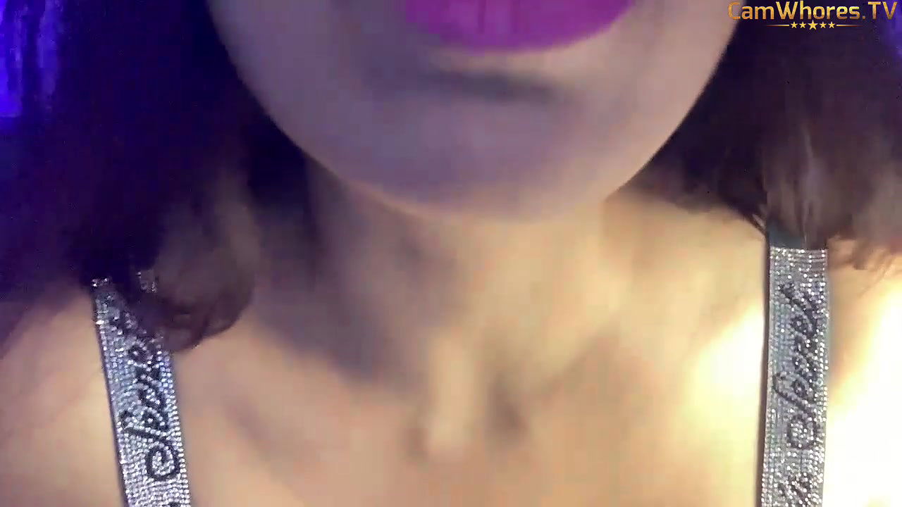 DarlingTania boobs show