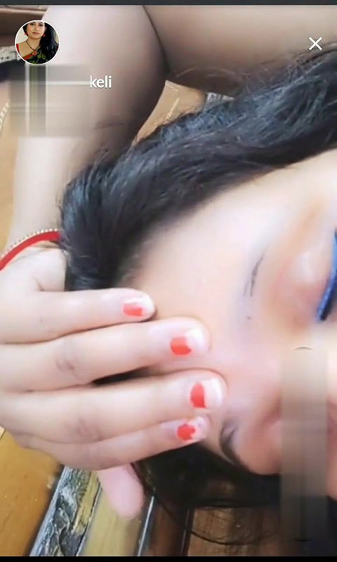 Cam Aunty Ruchika Big Boobs Shown to Followers