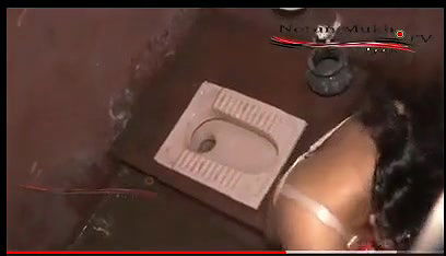 Desi Aunty Hard Boob Press by Lover Boy