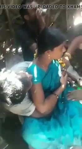 Desi Aunty Nipple Squeeze by Two Guys at Roadside Hut